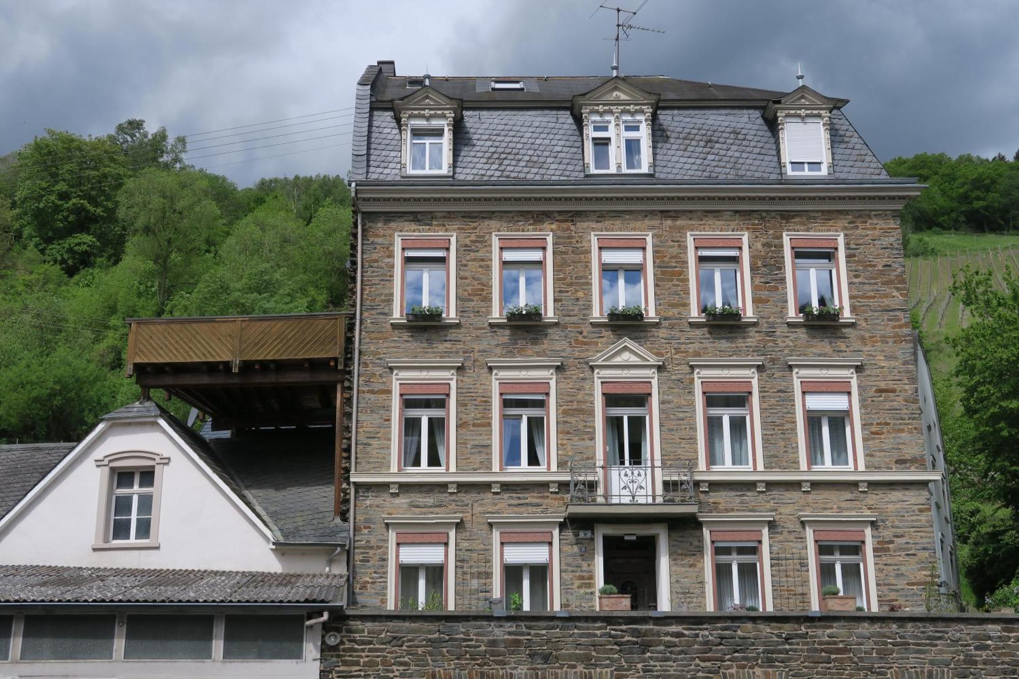 Ferienwohnung Heuser II Трабен-Трарбах Екстериор снимка